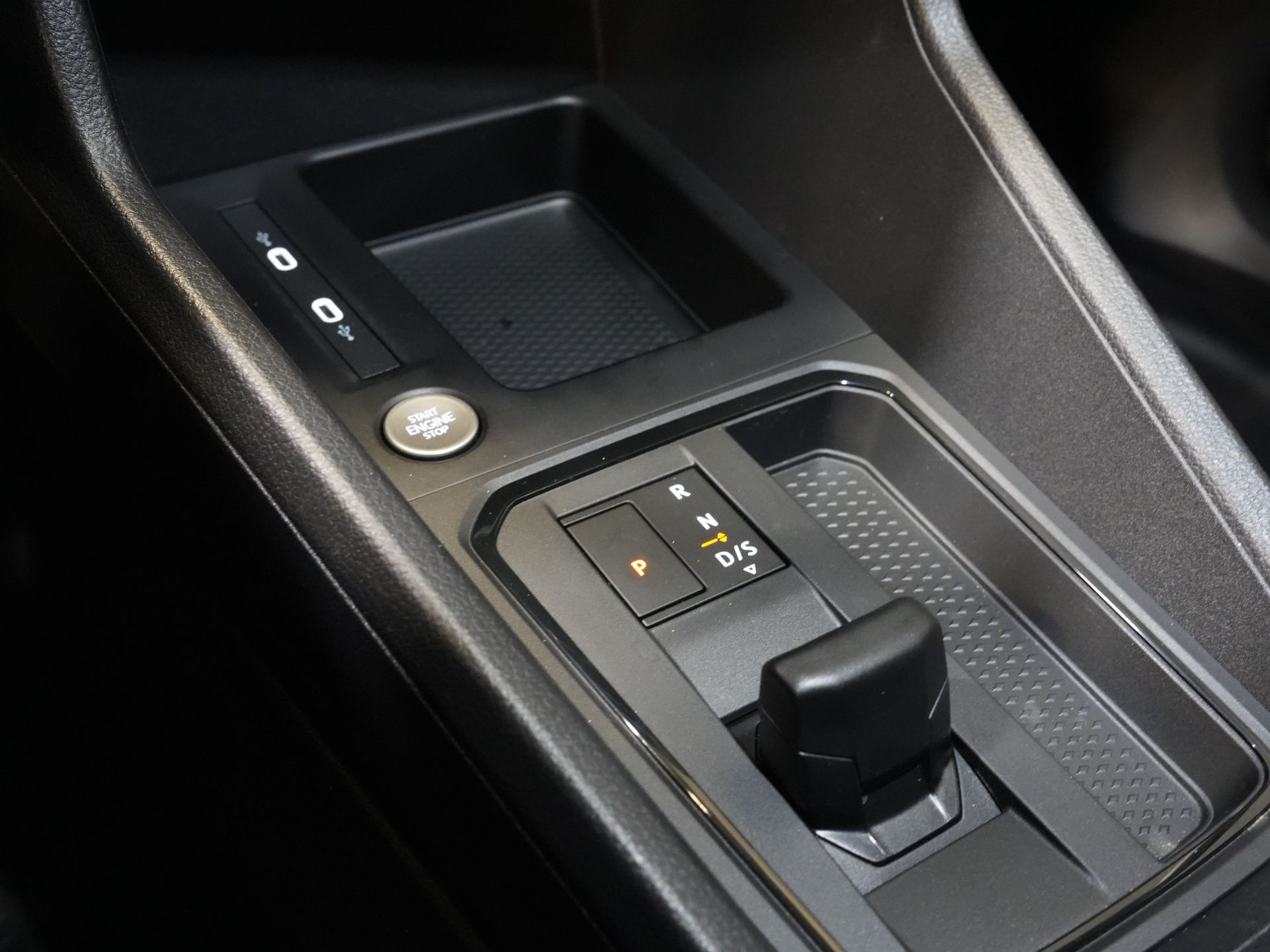 Volkswagen Caddy Cargo Maxi Furgone 1.5 TSI 115 CV DSG Aut. BENZINA ESENTE DA BPM! Virtual Cockpit/ LED/ Carplay/ Sedili riscaldabili/ Cruise control/ PDC