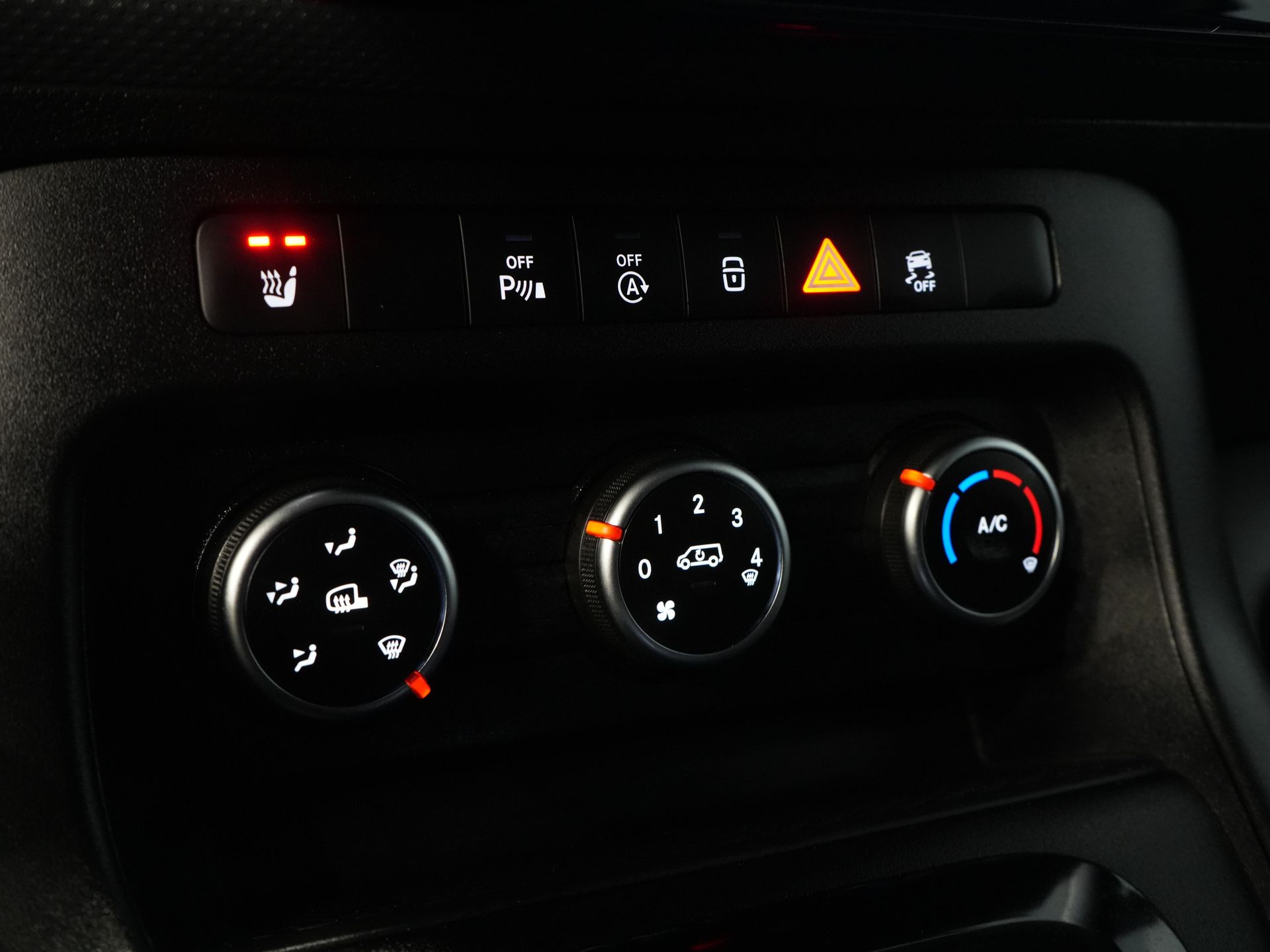 Mercedes-Benz Citan Van 110 CDI Aut. L2 3пер./ Сидіння з електроприводом/ Автомагнітола/ Камера/ ЦЗ/ Круїз/ Фаркоп/ Кондиціонер