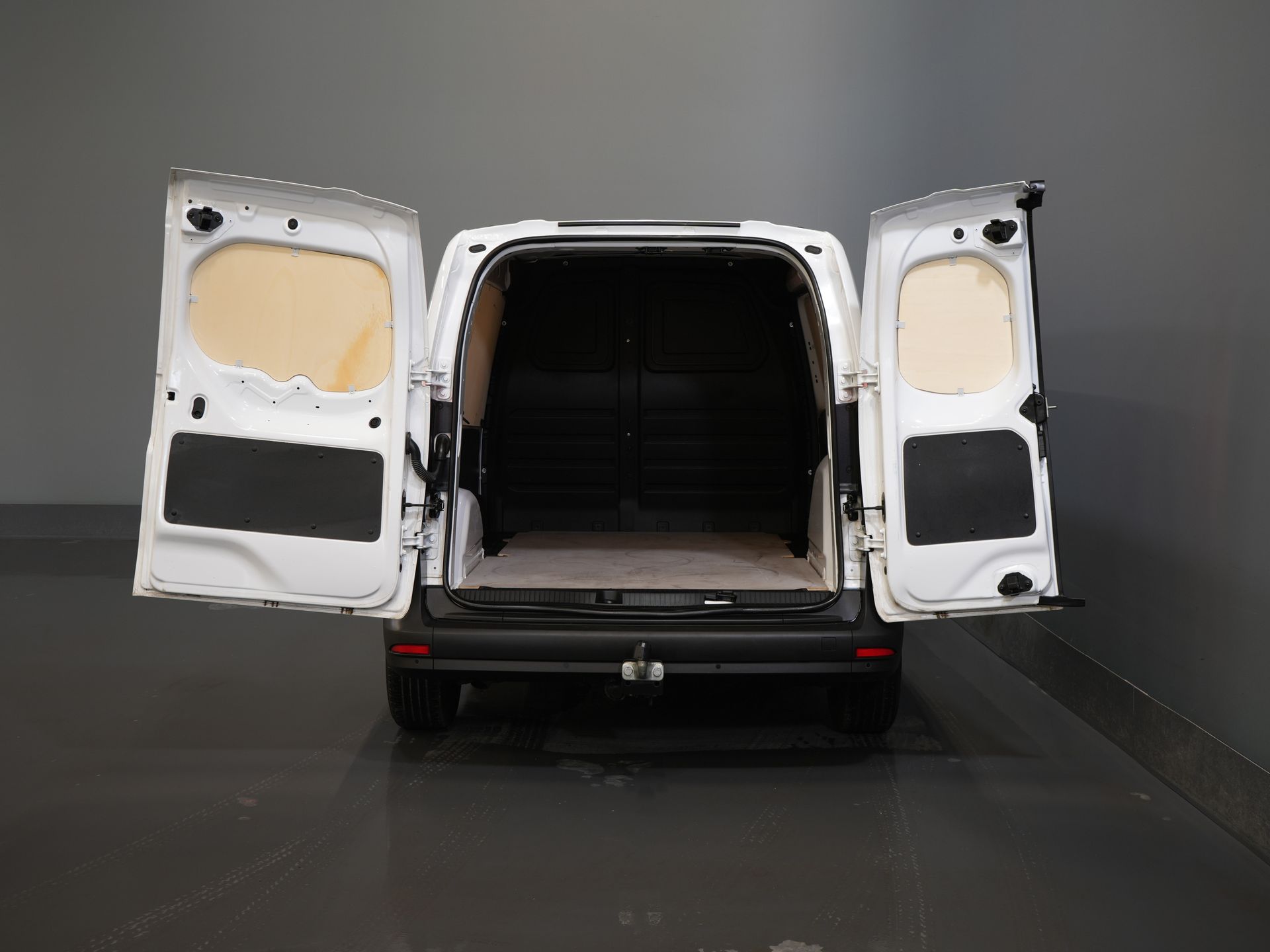 Mercedes-Benz Citan Van 110 CDI Aut. L2 3пер./ Сидіння з електроприводом/ Автомагнітола/ Камера/ ЦЗ/ Круїз/ Фаркоп/ Кондиціонер