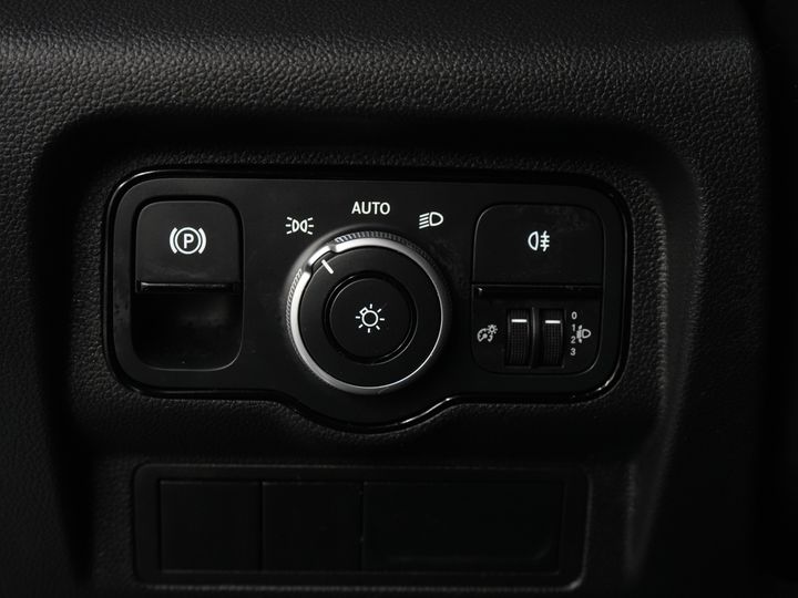 Mercedes-Benz Citan Van 110 CDI Aut. L2 3пер./ Сидіння з електроприводом/ Автомагнітола/ Камера/ ЦЗ/ Круїз/ Фаркоп/ Кондиціонер