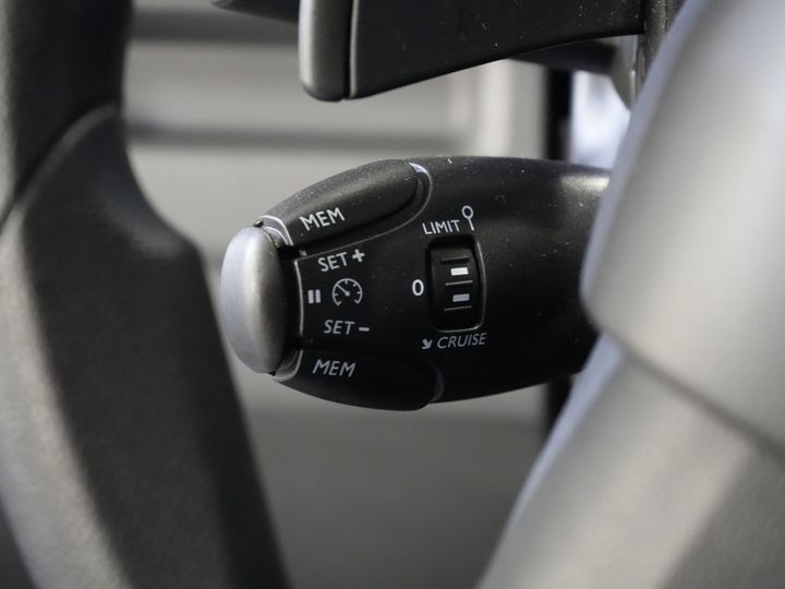 Peugeot Expert Van 2.0 HDI 125 к.с. Aut DC Double Cab Navi/ камера/ круїз/ кондиціонер/ буксирний гак /PDC / Carplay