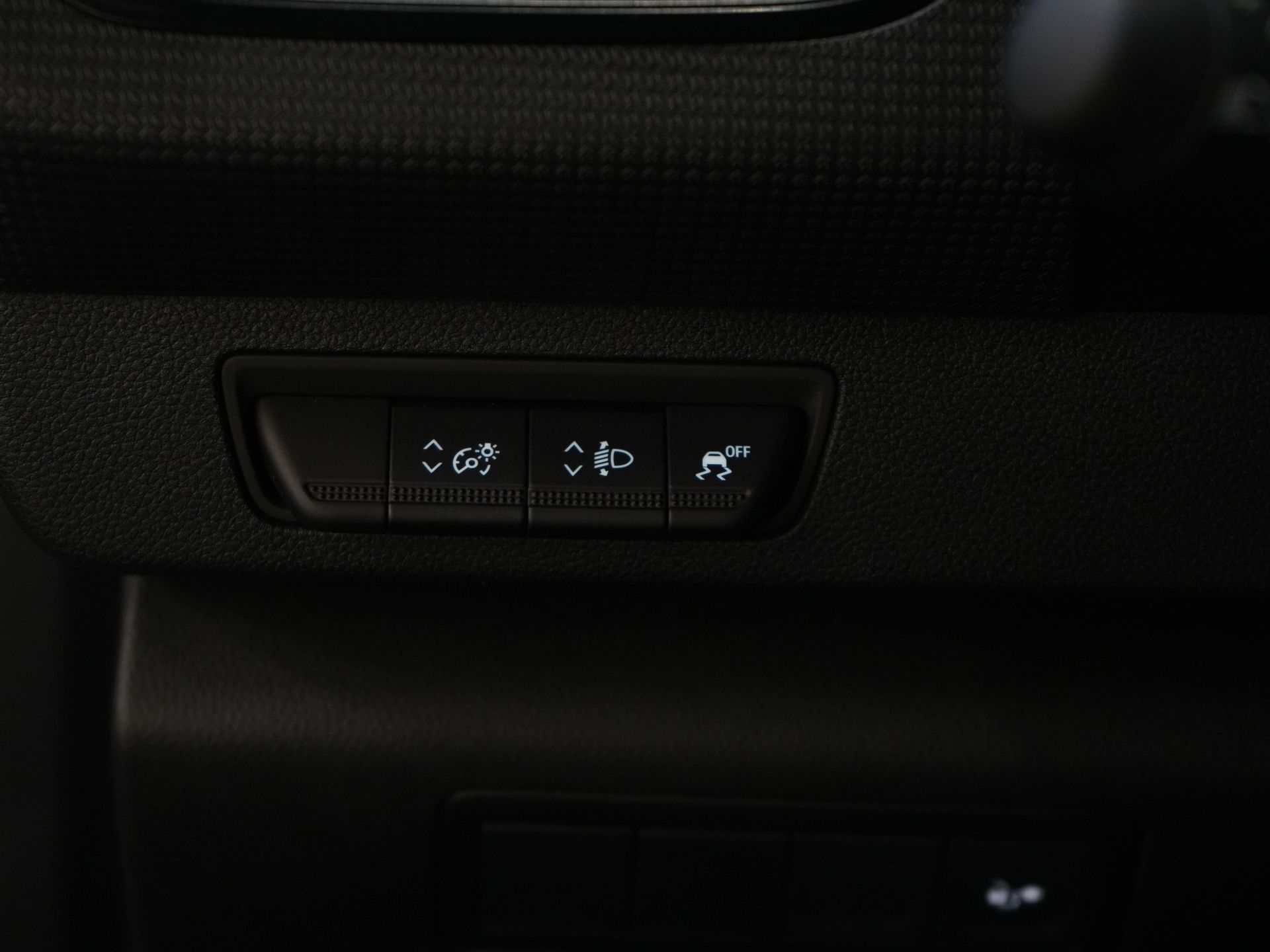 Nissan Townstar Van 45 kWh 285 km WLTP Încărcător rapid/ Climă/ Carplay/ Cameră/ PDC/ Cârlig de remorcare