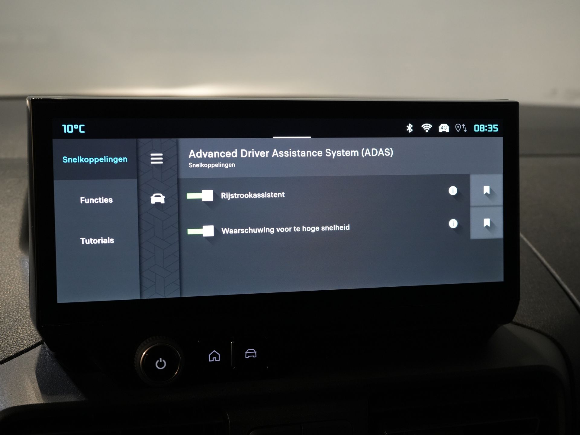 Peugeot e-Partner Bestelbus (Citroën ë-Berlingo) 50 kWh 345 km WLTP L2 Carplay/ Snellader/ 3Pers./ Airco/ Navi/ Camera/ Cruise/ PDC