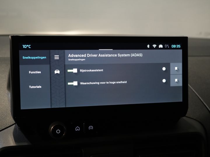 Peugeot e-Partner Bestelbus (Citroën ë-Berlingo) 50 kWh 345 km WLTP L2 Carplay/ Snellader/ 3Pers./ Airco/ Navi/ Camera/ Cruise/ PDC