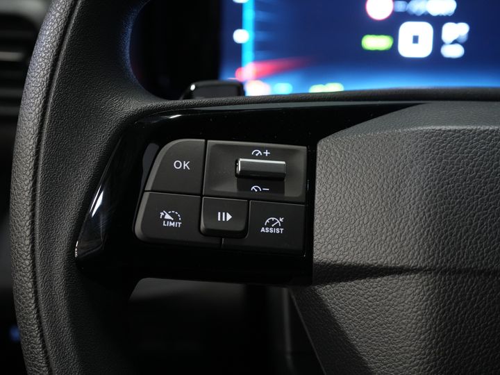 Peugeot e-Partner Bestelbus (Citroën ë-Berlingo) 50 kWh 345 km WLTP L2 Carplay/ Snellader/ 3Pers./ Airco/ Navi/ Camera/ Cruise/ PDC