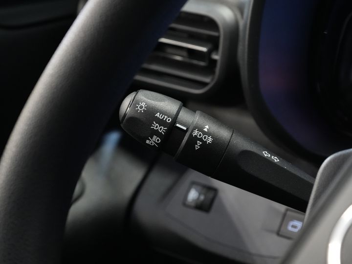 Peugeot e-Partner Bestelbus (Citroën ë-Berlingo) 50 kWh 345 km WLTP L2 Carplay/ Snellader/ 3Pers./ Airco/ Navi/ Camera/ Cruise/ PDC