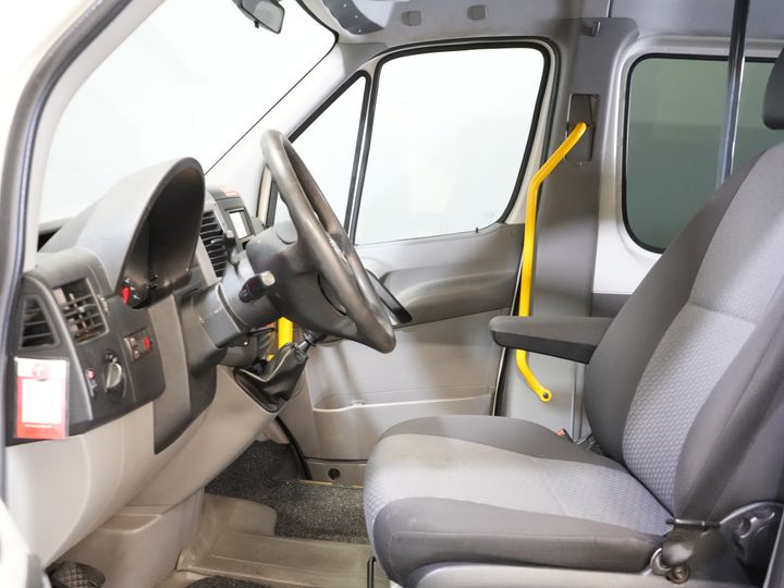 Volkswagen Crafter Personentransport 35 2.0 TDI L2H2 EXPORT Combi/ 9 Personen/ Combi/ 9P/ Sidebar/ Rearbar/ Cruise/ Airco/ Rollstuhllift