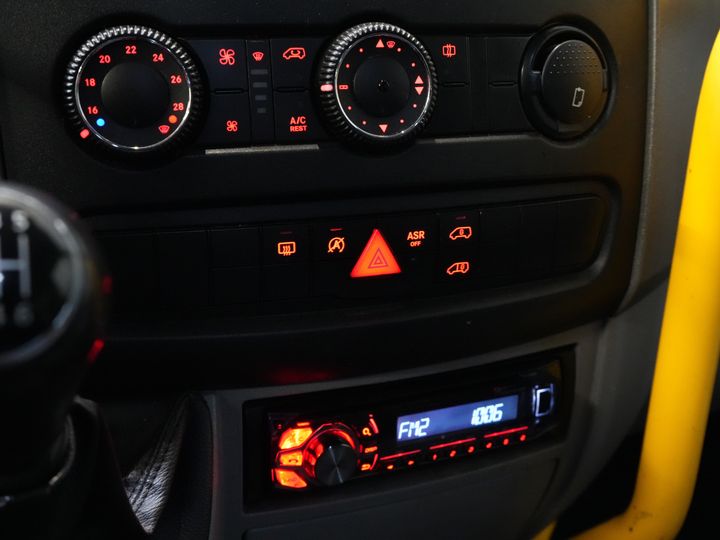 Volkswagen Crafter Personentransport 35 2.0 TDI L2H2 EXPORT Combi/ 9 Personen/ Combi/ 9P/ Sidebar/ Rearbar/ Cruise/ Airco/ Rollstuhllift