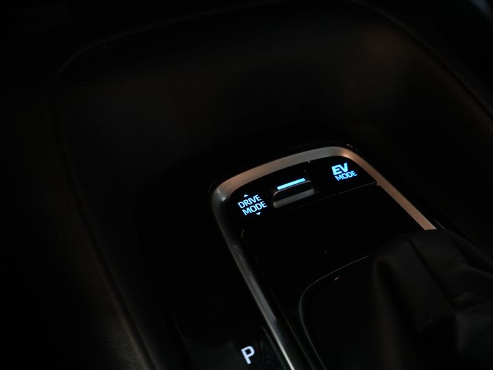 Toyota Corolla Touring Sport Stationwagon 1.8 LED/ Virtual Cockpit/ Adapt.Cruise/ Seatverw./ Steeringverw./ Camera/ PDC/ Climate/ 17