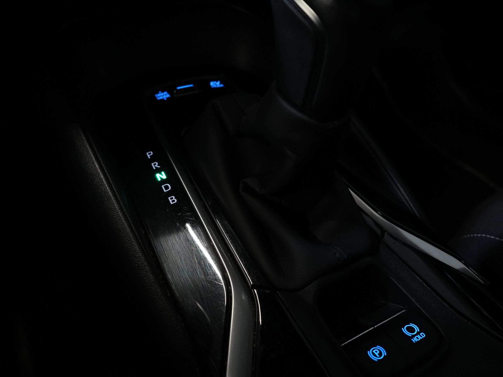 Toyota Corolla Touring Sport Stationwagon 1.8 LED/ Virtual Cockpit/ Adapt.Cruise/ Seatverw./ Steeringverw./ Camera/ PDC/ Climate/ 17