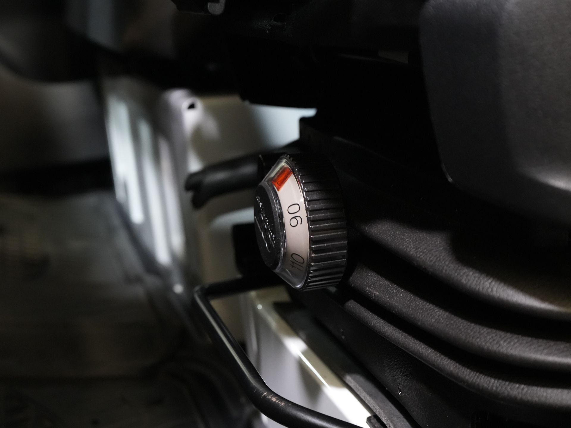 Mercedes-Benz Sprinter Furgoneta 317 CDI Aut. L2H2 LED/ Asiento calefactable/ Puertas de 270 g/ Calefacción en los asientos/ Navegador/ Cámara/ PDC/ Control de crucero