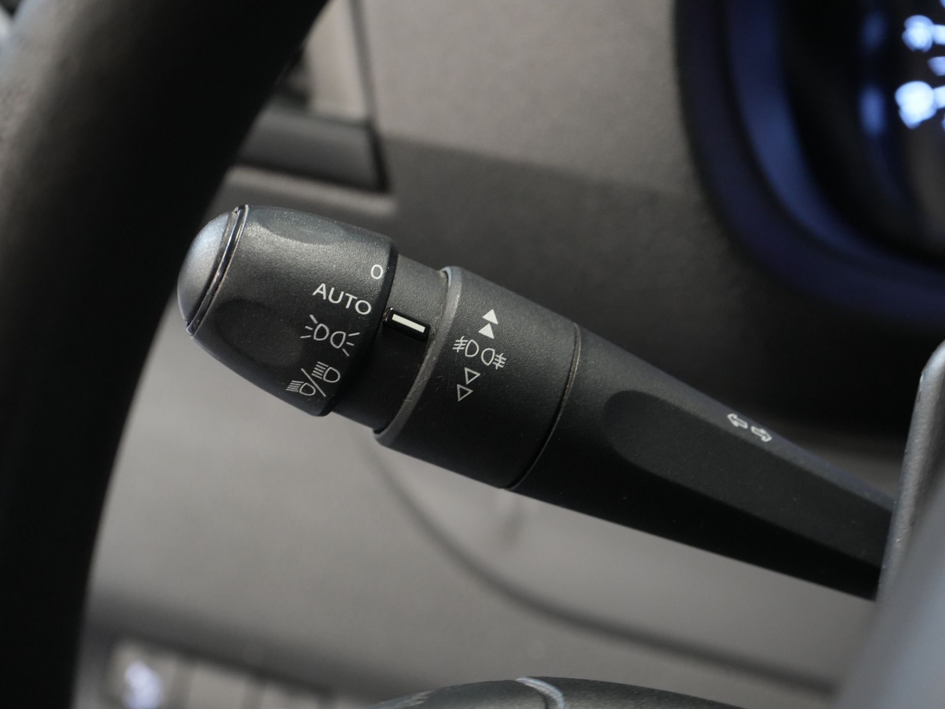 Citroën Jumpy Van 1.6 HDI L2 BPM GRATUIT ! Galerie de toit/ Alarme III/ Croisière/ Barre de remorquage/ PDC/ Airco