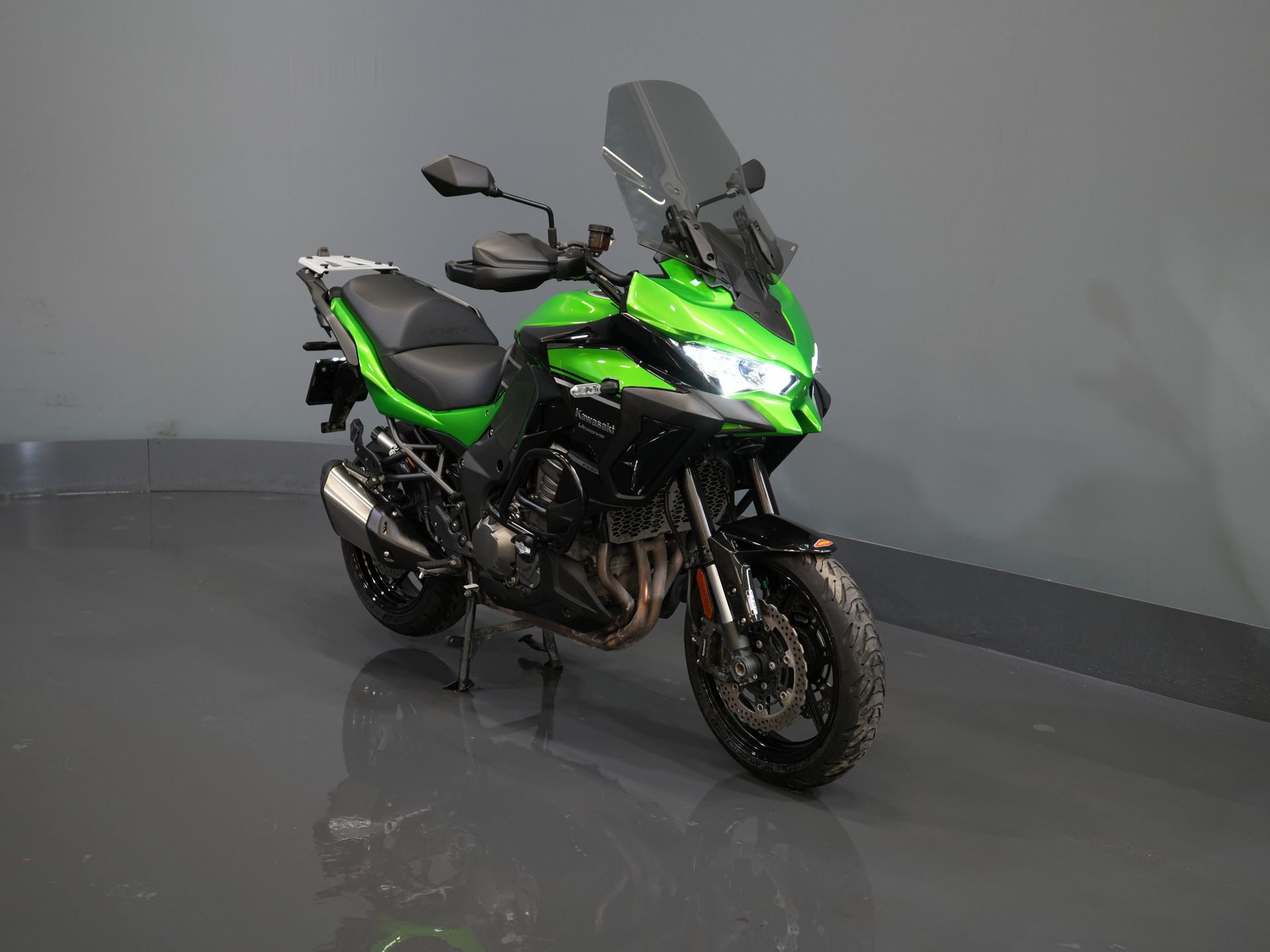 Kawasaki  Sport/tour Versys 1000 Tourer BTW motor (ex BTW €9.900,-) Cruise/ ABS/ Koffers/ Valbeugels/ Givi