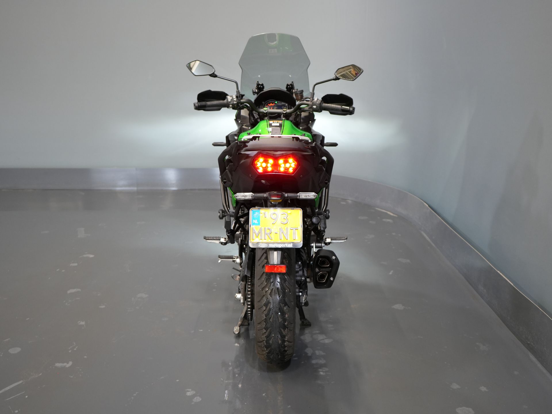 Kawasaki  Sport/tour Versys 1000 Tourer BTW motor (ex BTW €9.900,-) Cruise/ ABS/ Koffers/ Valbeugels/ Givi
