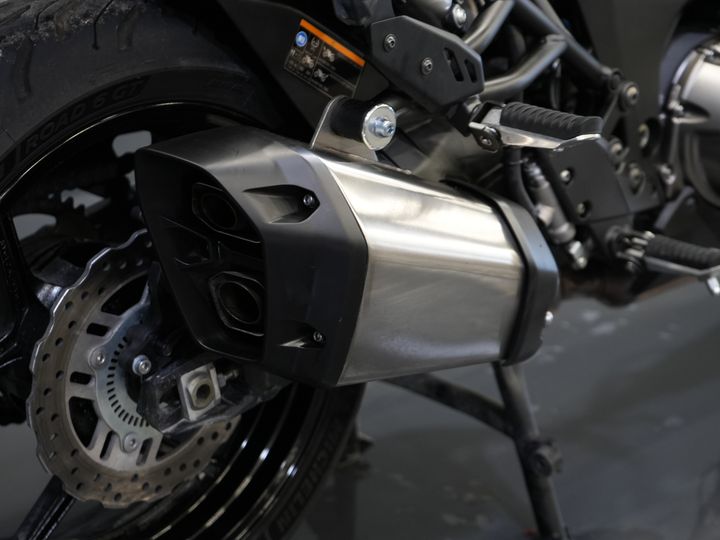 Kawasaki  Sport/tour Versys 1000 Tourer BTW motor (ex BTW €9.900,-) Cruise/ ABS/ Koffers/ Valbeugels/ Givi