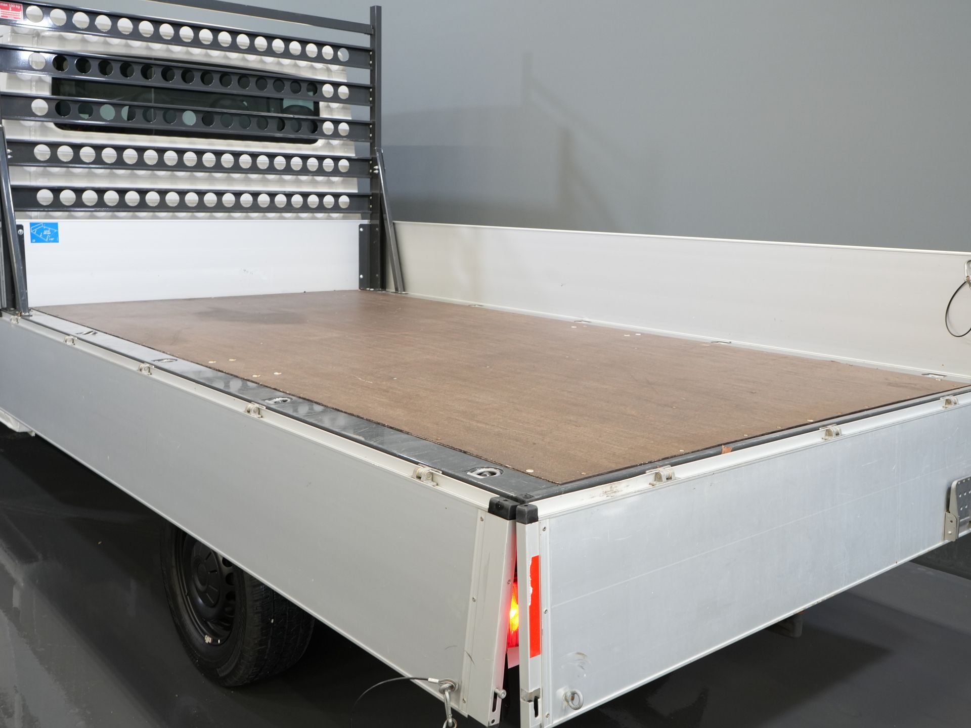 MAN TGE Open body 3.180 DSG Aut. DC Double Cab BPM FREE! Open cargo box 350x203/ 7 Pers./ Carplay/ Towbar/ Cruise/ 2.8t Towverm./ Airco/ Pick 
