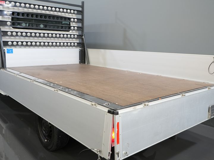 MAN TGE Open body 3.180 DSG Aut. DC Double Cab BPM FREE! Open cargo box 350x203/ 7 Pers./ Carplay/ Towbar/ Cruise/ 2.8t Towverm./ Airco/ Pick 