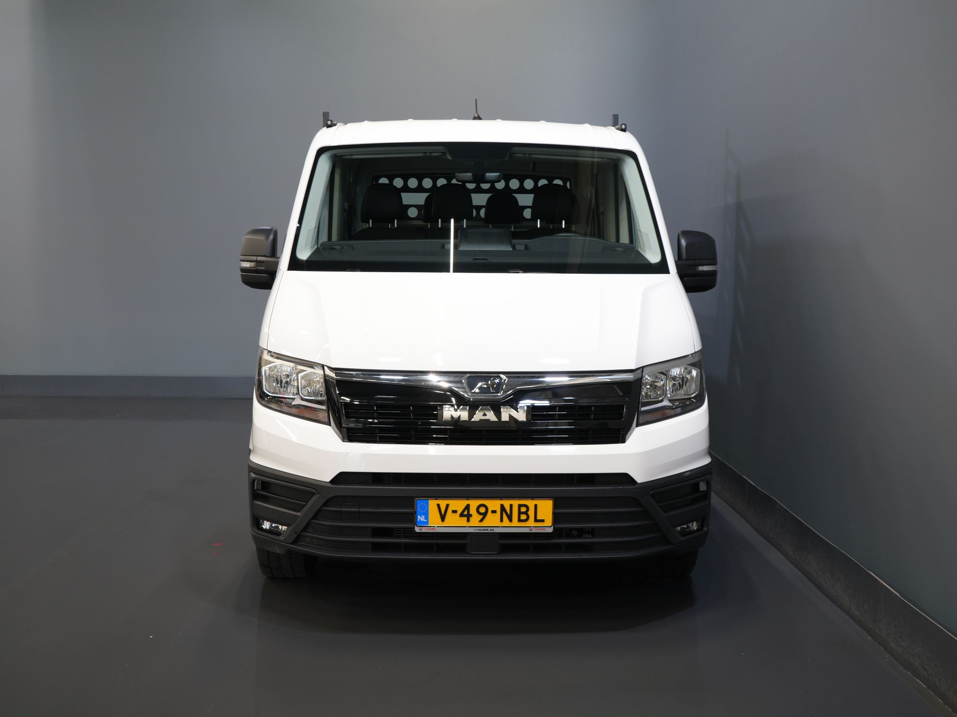 MAN TGE Open body 3.180 DSG Aut. DC Double Cab BPM FREE! Open cargo box 350x203/ 7 Pers./ Carplay/ Towbar/ Cruise/ 2.8t Towverm./ Airco/ Pick 