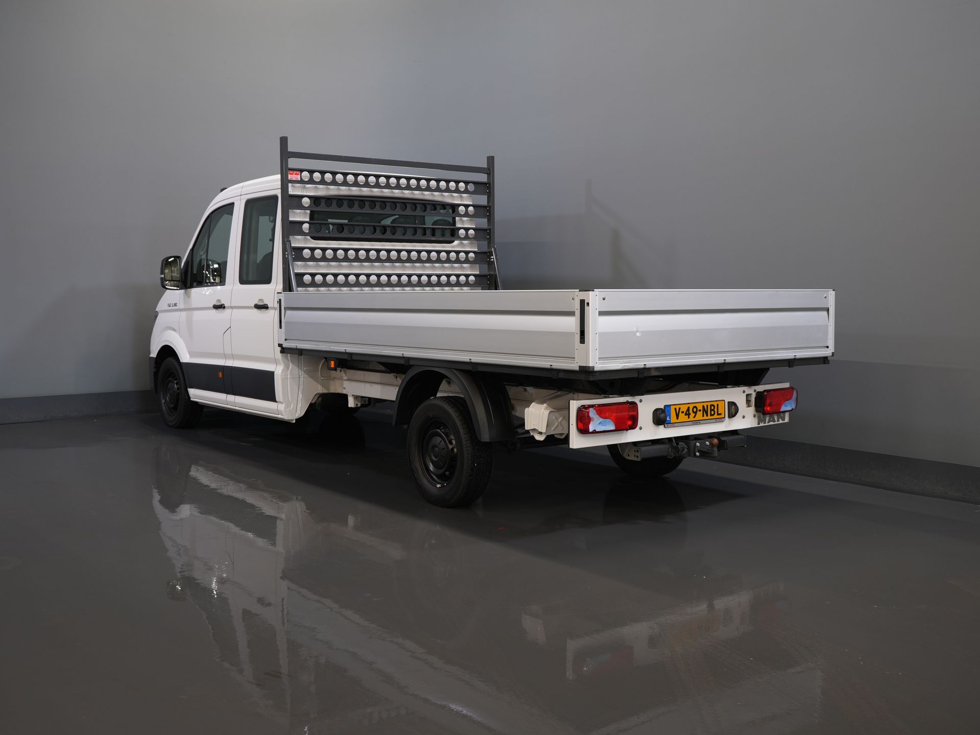 MAN TGE Open body 3.180 DSG Aut. DC Double Cab BPM FREE! Open cargo box 350x203/ 7 Pers./ Carplay/ Towbar/ Cruise/ 2.8t Towverm./ Airco/ Pick 
