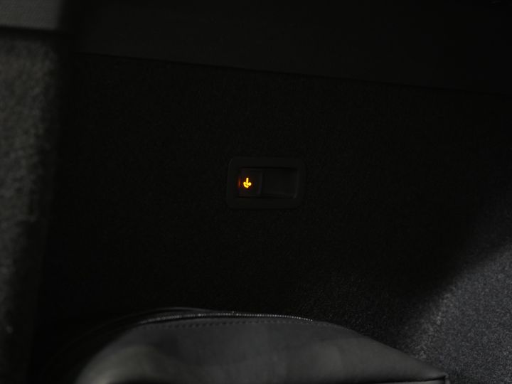 CUPRA Formentor SUV 1.4 e-Hybrid 245 CP VZ Performance Edition Pano/ Cârlig de remorcare electric/ Clapetă electrică/ Scaun cu memorie/ Matrix/ Adapt. Cruise/ Carplay/ Cameră/ St