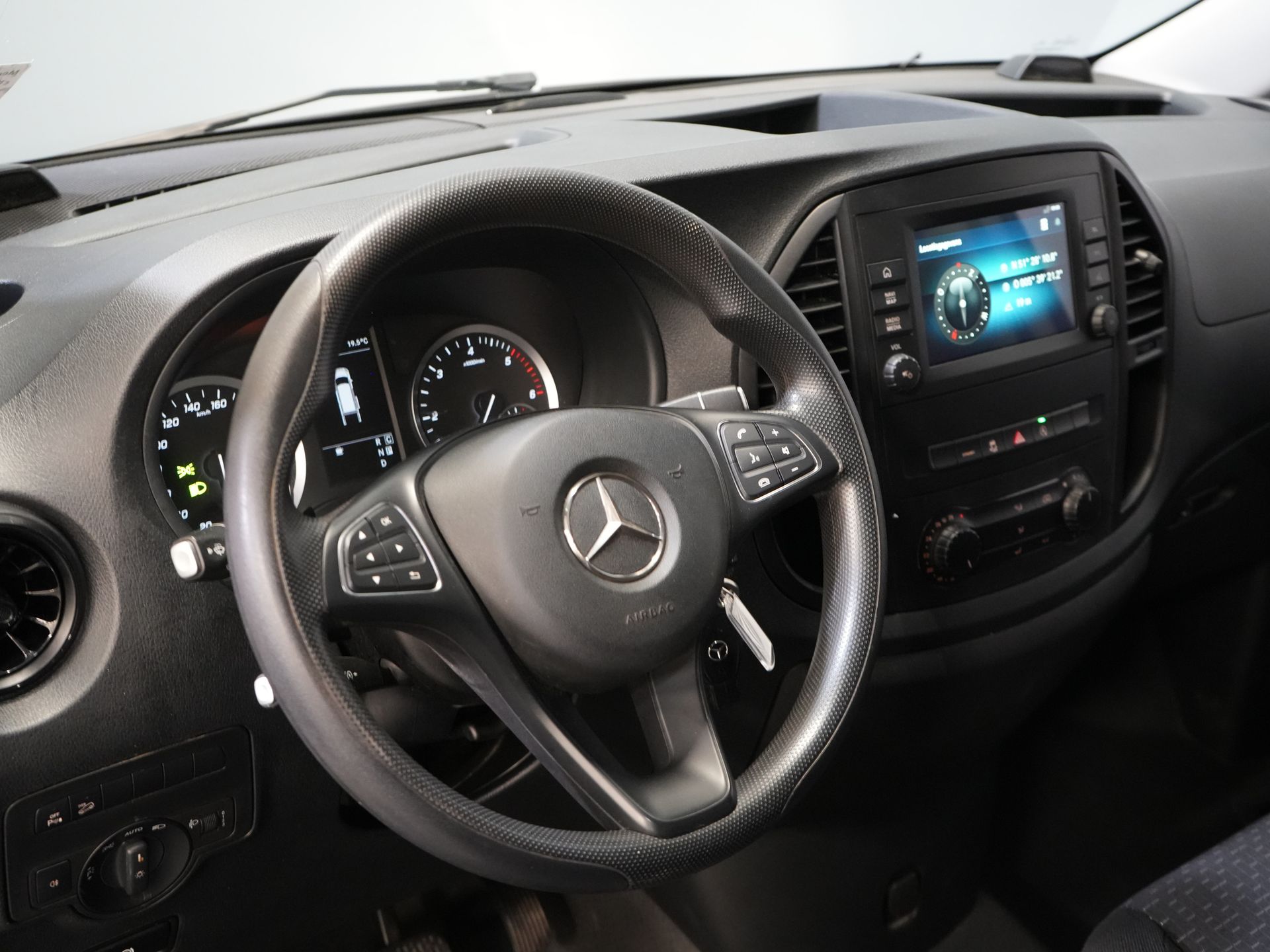 Mercedes-Benz Vito Van 119 CDI Aut L2 BPM FREE ! 4Matic/ 4x4/ Allrad/ 270 Gr.Portes/ Carplay/ Caméra/ 19
