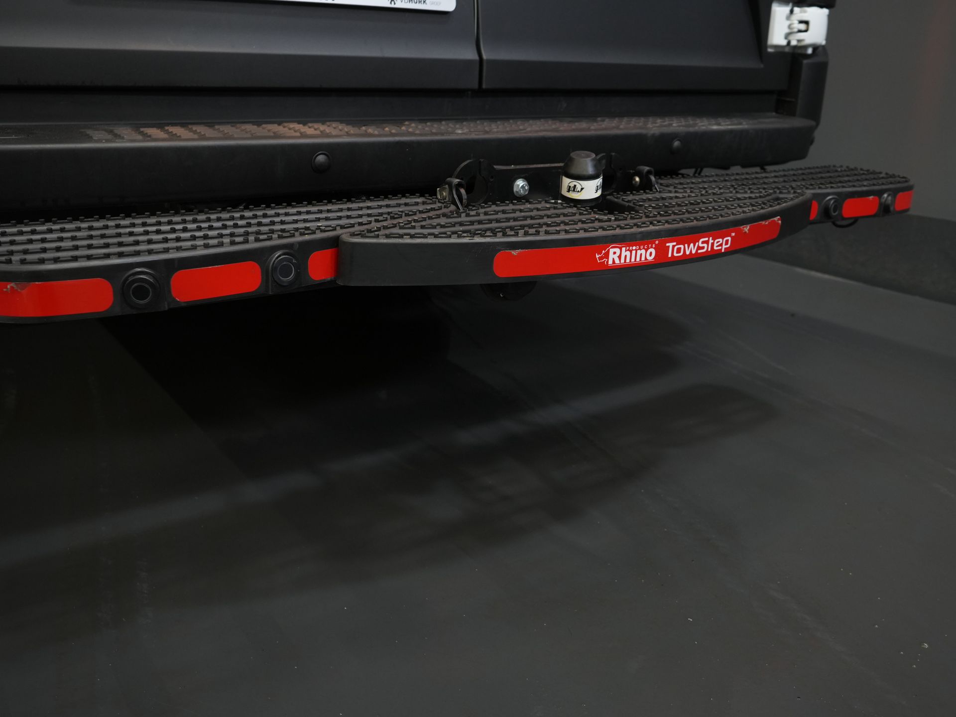 Iveco Daily Van 35S18HV 3.0 180 cv Aut. L4H3 Face Lift/ Sospensioni pneumatiche/ LED/ Fari/ Adapt.Cruise/ Gev.stoel/ Porte 270gr/ Gancio di traino/ Navi/ Clima