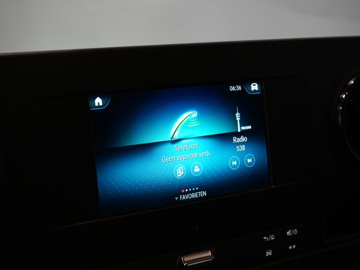 Mercedes-Benz Sprinter Van 317 CDI Aut. L2H2 LED/ Carplay/ Gev.Stoel/ Camera/ Cruise/ PDC/ Airco