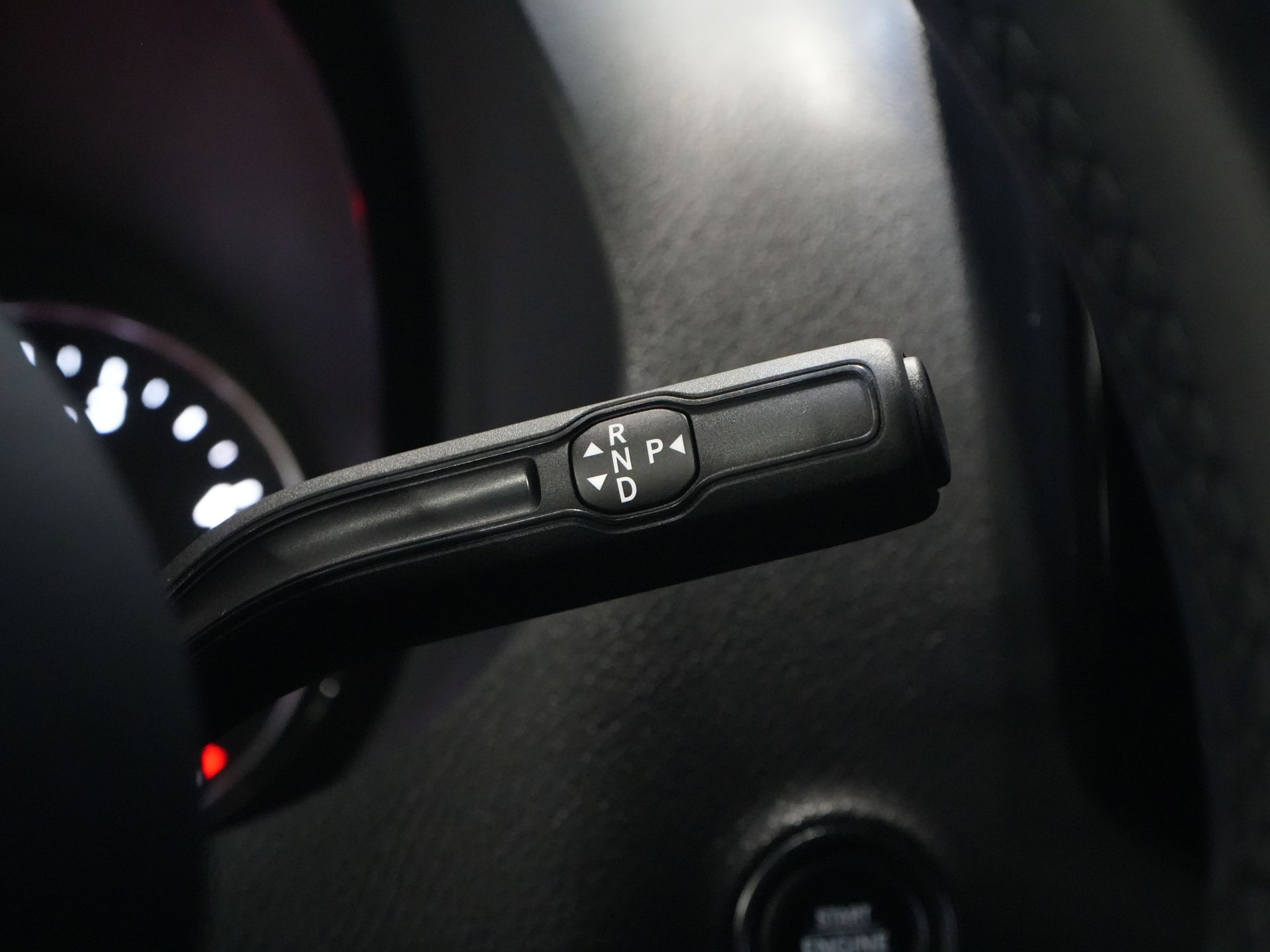 Mercedes-Benz Sprinter Furgón 319 Aut. L2H2 BPM FREE Select 3.5t Trekverm./ LED/ Asientos Gev./ Camara/ Crucero