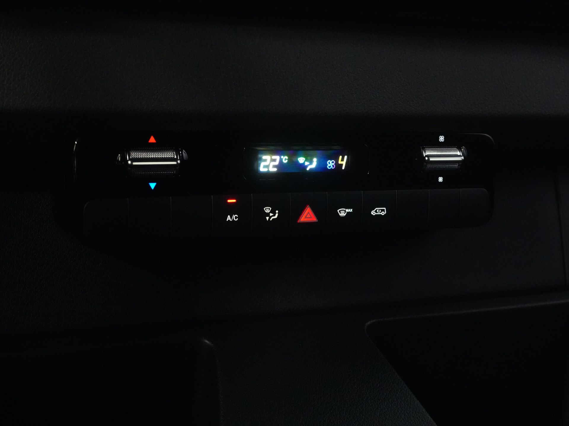 Mercedes-Benz Sprinter Furgón 319 Aut. L2H2 BPM FREE Select 3.5t Trekverm./ LED/ Asientos Gev./ Camara/ Crucero