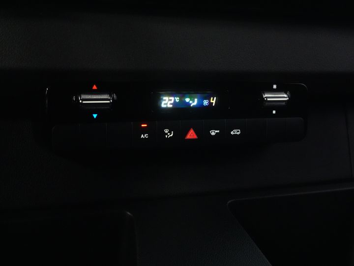 Mercedes-Benz Sprinter Furgón 319 Aut. L2H2 BPM FREE Select 3.5t Trekverm./ LED/ Asientos Gev./ Camara/ Crucero