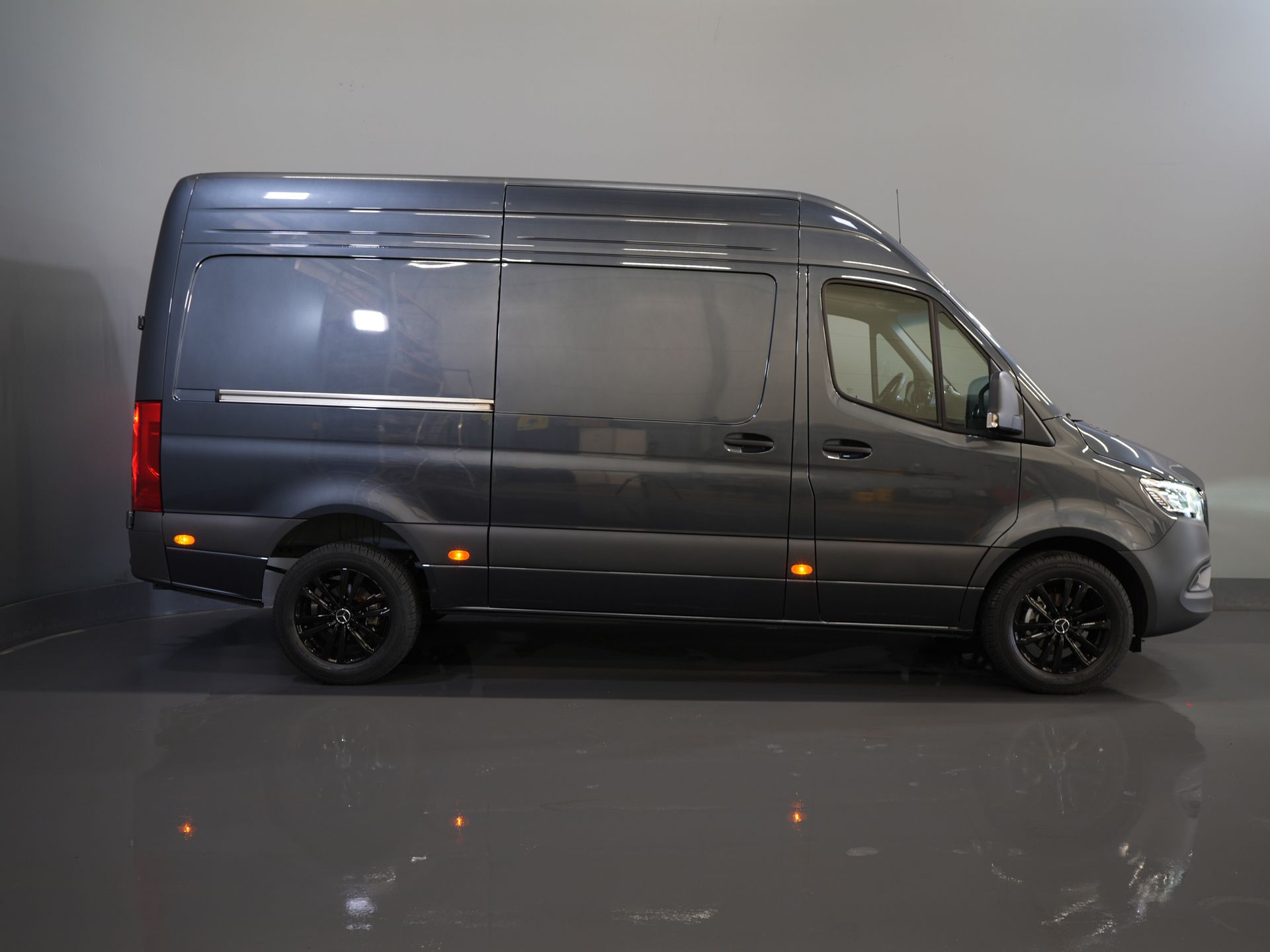 Mercedes-Benz Sprinter Van 319 Aut. L2H2 BPM FREE Select 3.5t Trekverm./ LED/ Гев.сидіння/ Камера/ Круїз