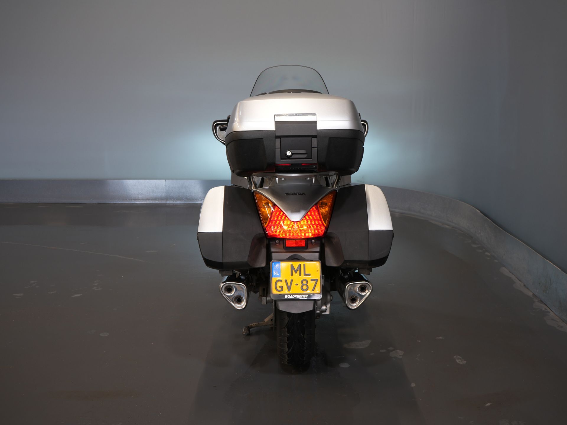 Honda Tour ST 1300 Pan European Pochi KM!/ ABS/ Borse