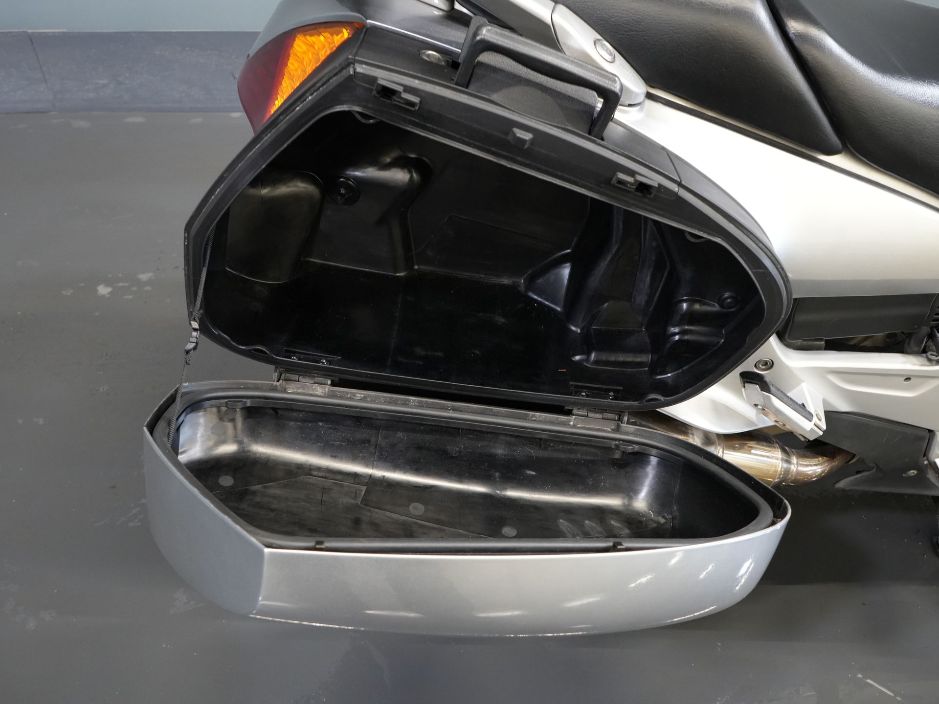 Honda Tour ST 1300 Pan European Pochi KM!/ ABS/ Borse