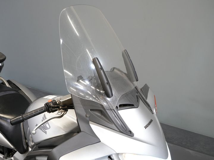 Honda Tour ST 1300 Pan European Pochi KM!/ ABS/ Borse