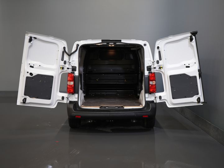 Fiat Scudo Van 1.5 MJ 120 к.с. L2 Navi/ Carplay/ Camera/ PDC/ Cruise/ Airco