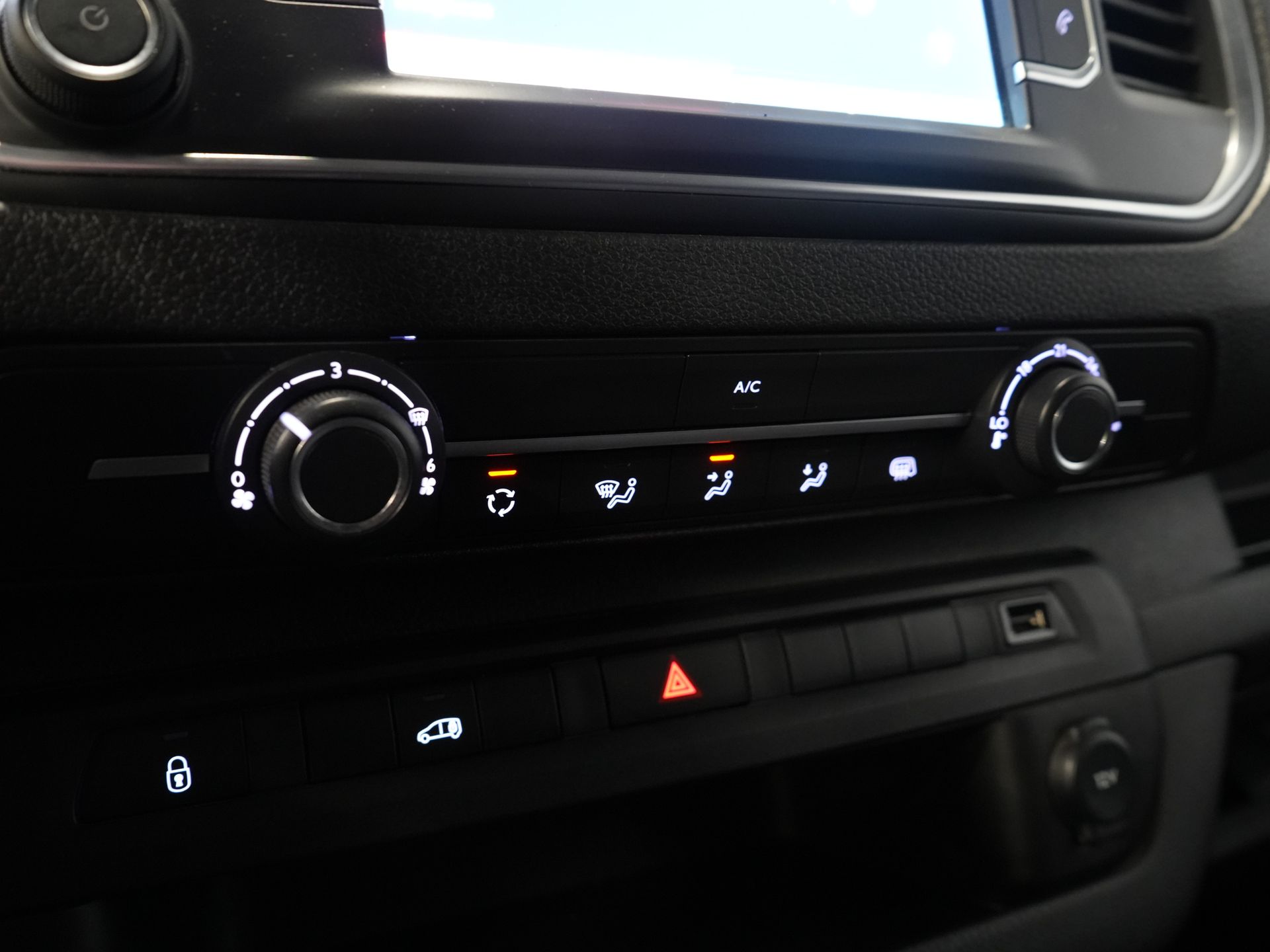 Fiat Scudo Van 1.5 MJ 120 к.с. L2 Navi/ Carplay/ Camera/ PDC/ Cruise/ Airco