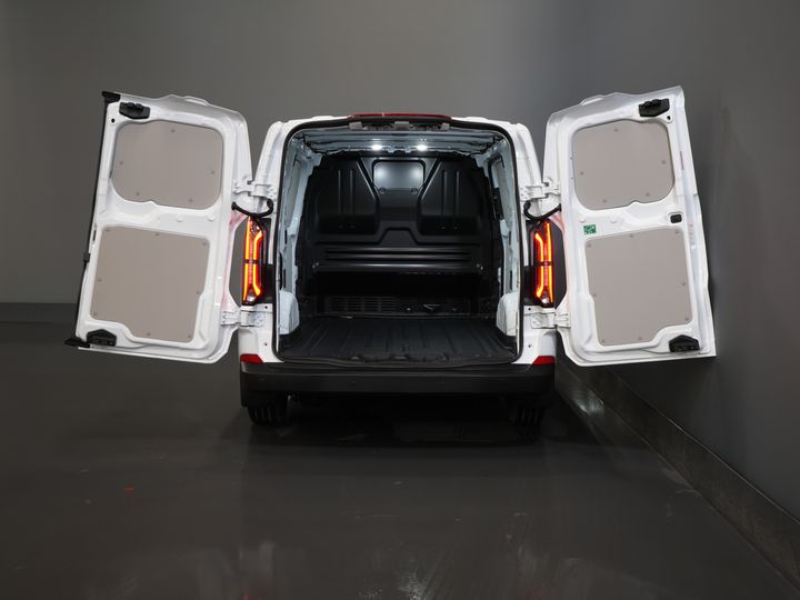 Ford E-Transit Custom Bestelbus 320 Trend 65 kWh 330 km WLTP LED/ Snellader/ 2.3t Trekverm./ Stoelverw./ Carplay/ Climate/ Camera/ PDC/ Cruise