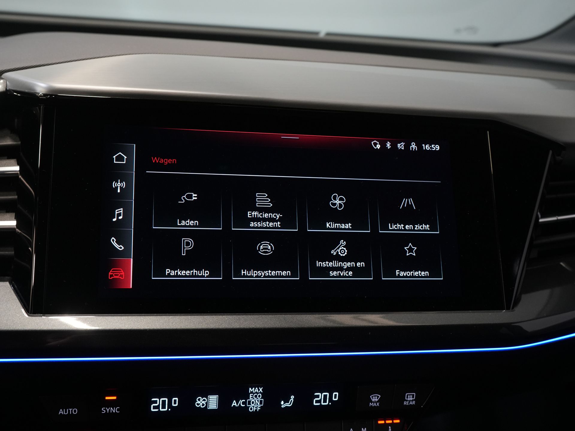 Audi Q4 e-tron SUV 40 77кВт/год 523 км WLTP S-Line/ Пано/ Шкіра/ Безключовий/ Віртуальний кокпіт/ Seatverw./ Elek.Valve/ 20