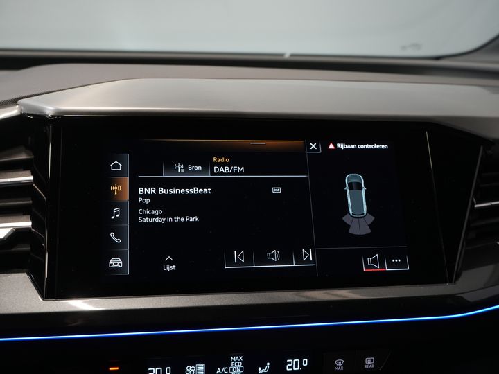 Audi Q4 e-tron SUV 40 77кВт/год 523 км WLTP S-Line/ Пано/ Шкіра/ Безключовий/ Віртуальний кокпіт/ Seatverw./ Elek.Valve/ 20