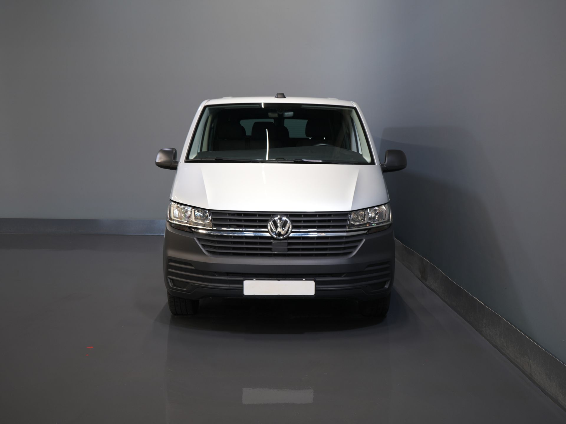 Volkswagen Transporter Bestelbus T6.1 2.0 TDI 150 pk DSG Aut. L2 DC BPM VRIJ! Dubbel Cabine 6 Pers./ Lage KM!/ Adapt.Cruise/ Navi/ Carplay/ Trekhaak