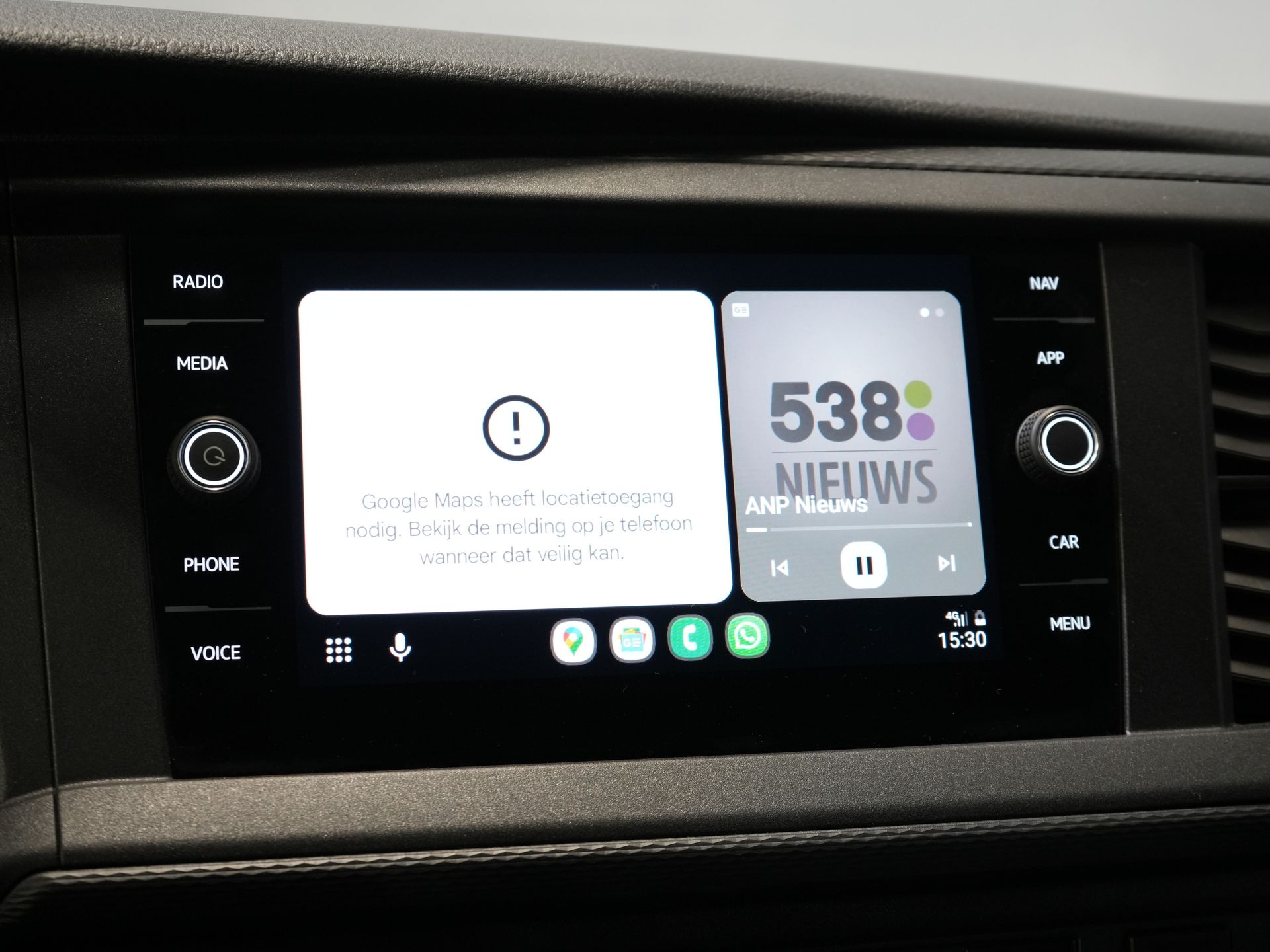 Volkswagen Transporter Bestelbus T6.1 2.0 TDI 150 pk DSG Aut. L2 DC BPM VRIJ! Dubbel Cabine 6 Pers./ Lage KM!/ Adapt.Cruise/ Navi/ Carplay/ Trekhaak