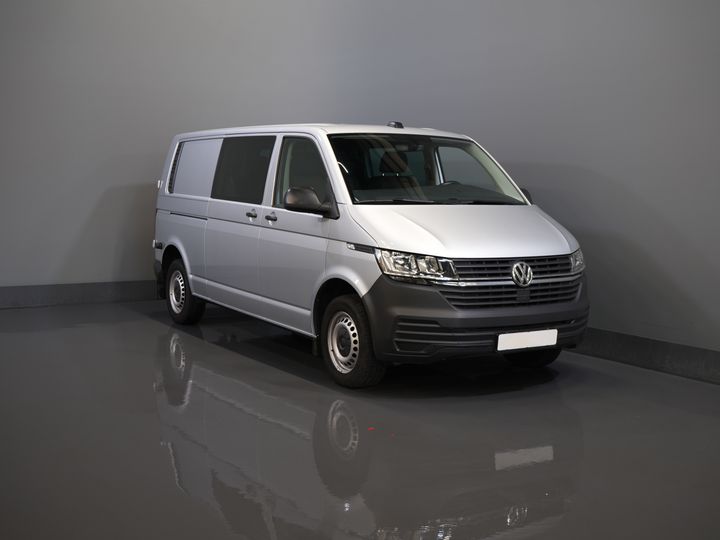 Volkswagen Transporter Van T6.1 2.0 TDI 150 hp DSG Aut. L2 DC BPM FREE! Double Cab 6 Pers./ Low KM!/ Adapt.Cruise/ 270Gr. Doors/ Navi/ Carplay/ Towha