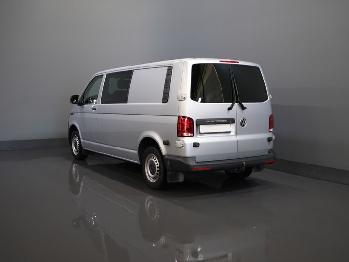 Volkswagen Transporter Bestelbus T6.1 2.0 TDI 150 pk DSG Aut. L2 DC BPM VRIJ! Dubbel Cabine 6 Pers./ Lage KM!/ Adapt.Cruise/ Navi/ Carplay/ Trekhaak