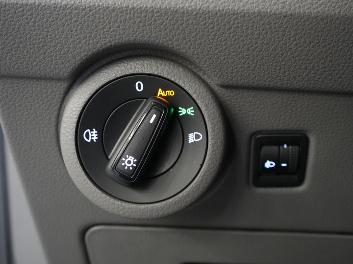 Volkswagen Transporter Bestelbus T6.1 2.0 TDI 150 pk DSG Aut. L2 DC BPM VRIJ! Dubbel Cabine 6 Pers./ Lage KM!/ Adapt.Cruise/ Navi/ Carplay/ Trekhaak