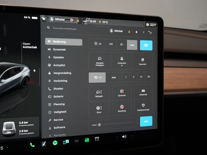 Tesla Model Y SUV 455 Km WLTP (DEMO) Auto Pilot/ Pano/ Memory/ Elek.klep/ Stoelverw./ Navi/ 360 Camera/ Climate/ 20” LMV