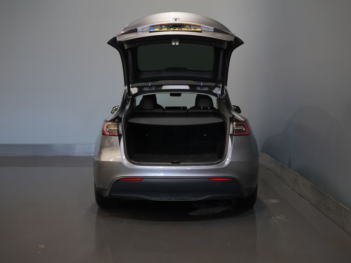 Tesla Model Y SUV 455 Km WLTP (DEMO) Auto Pilot/ Pano/ Memory/ Elek.klep/ Stoelverw./ Navi/ 360 Camera/ Climate/ 20” LMV
