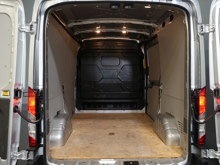 Ford Transit Van 2.0 TDCI 130 ch L2H2 Trend PDC/ Cruise/ Verw.voorruit/ Airco