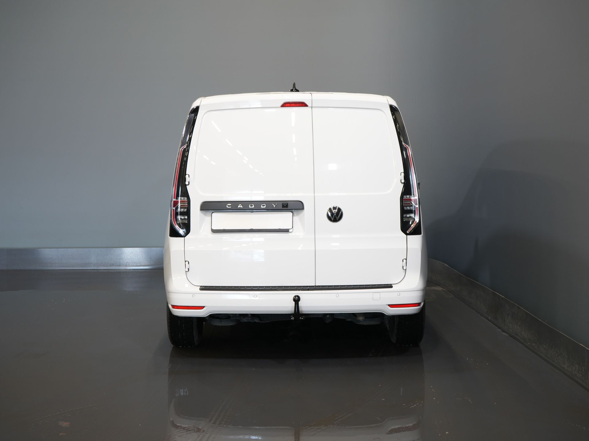 Volkswagen Caddy Cargo Van 2.0 TDI 125 hp DSG Aut. Adapt.Cruise/ Carplay/ Airco/ Navi/ PDC/ DAB/ Anhängerkupplung