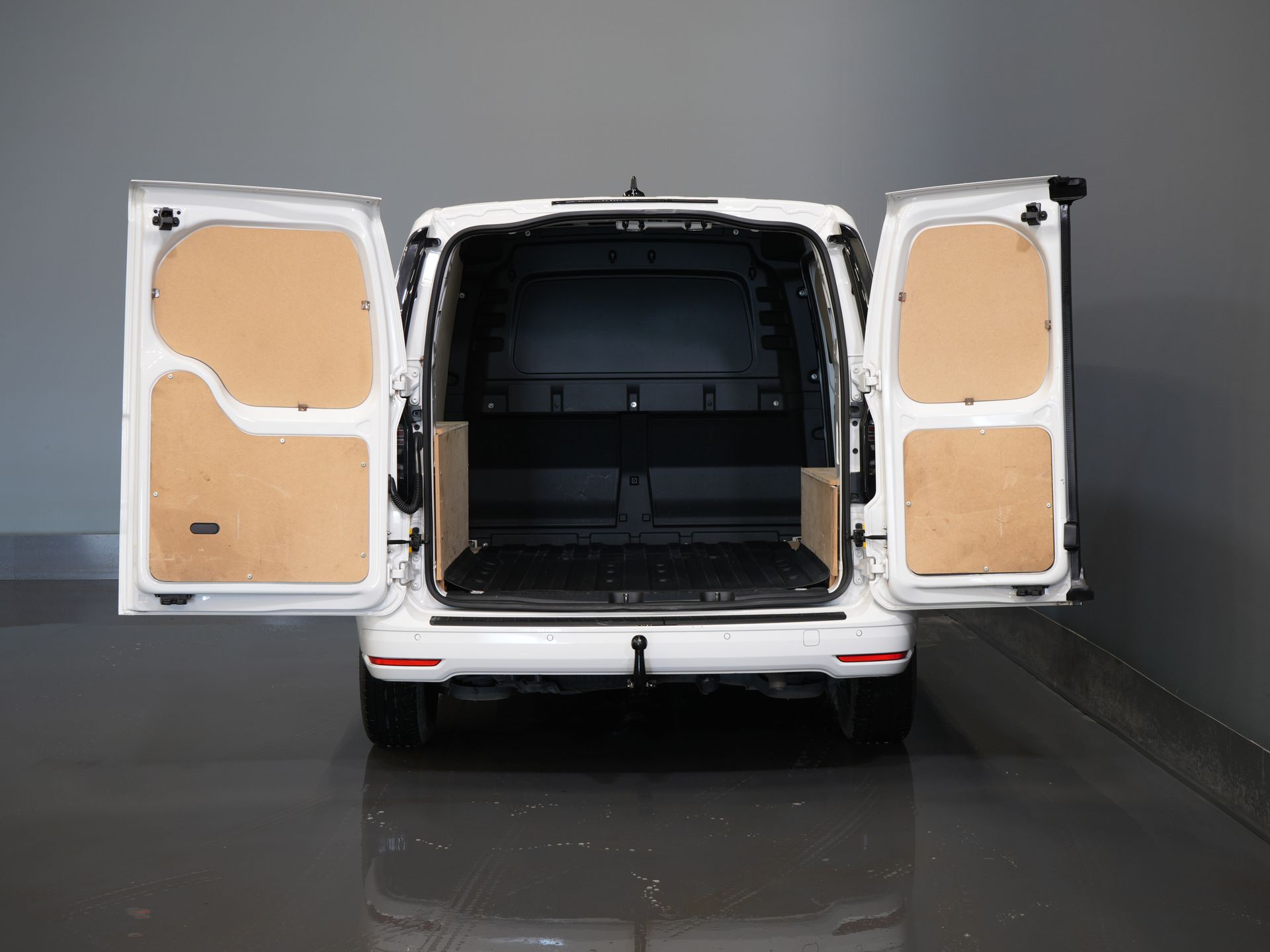 Volkswagen Caddy Cargo Van 2.0 TDI 125 hp DSG Aut. Adapt.Cruise/ Carplay/ Airco/ Navi/ PDC/ DAB/ Anhängerkupplung