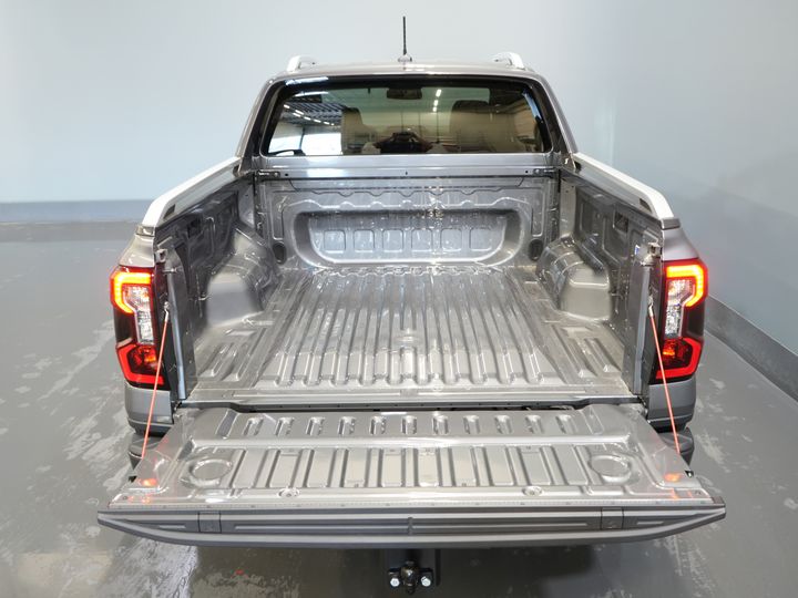 Ford Ranger Bestelbus Wildtrak 2.3 PHEV Double Cab 4x4/ B&O/ Tech-Pack/ Adapt.Cruise/ 3.5t Trekverm./ 360 Camera/ Leder/ Alarm/ Navi/ Carplay/ Trekhaa